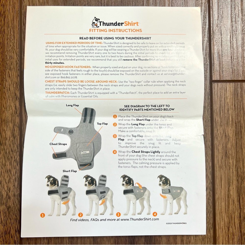 Thundershirt Classic Dog Anxiety Jacket Size Medium - Picture 4 of 6